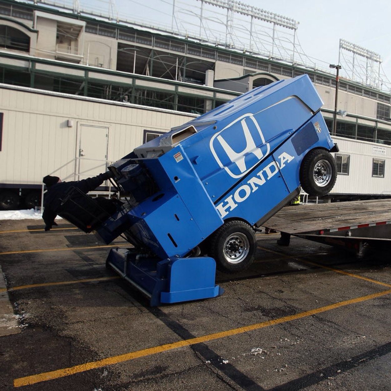 RogueZamboni's profile picture. Entry free for all with low enough expectations