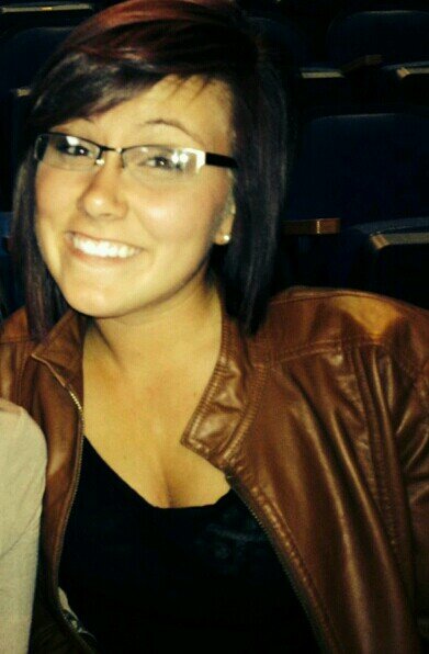 caarie_bby's profile picture. I'm that girl that once had a loving heart but it got broke one too many times.