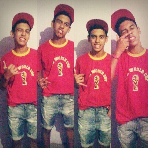 Alentar a newell's,Alentar a newells ♥ y jugar al futbol ♥.