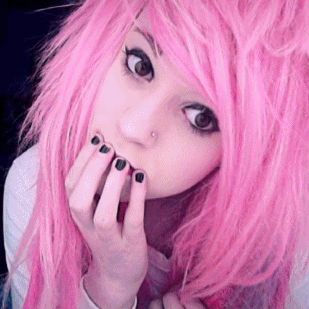 Hi im milly I love one direction and a lot of other things. This is me tweeting out my feelings.
