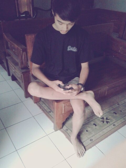 vigiarta's profile picture. Simple boy★