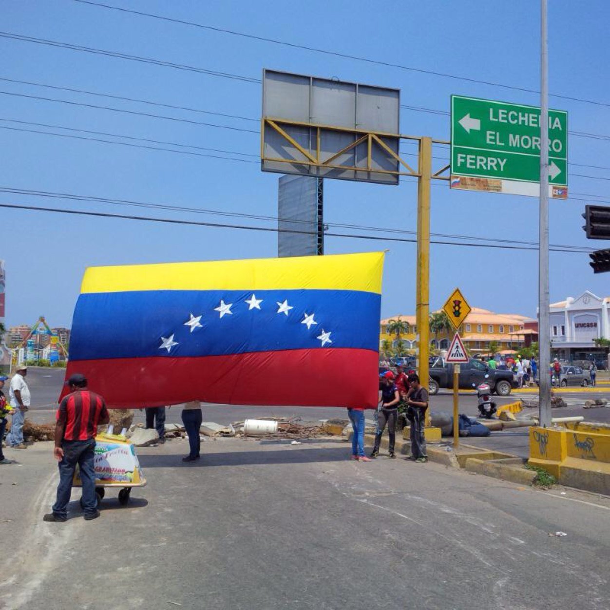 alexveliz2001's profile picture. 