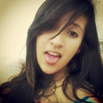 Dançar Funk com az amigas é tudo :) - meu novo twitter pq perdi a senha do outro
