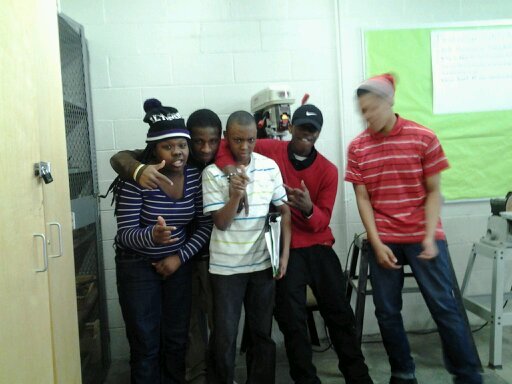 zelmer shit 3142-56 fuck wit us i took yo bitch And she love me but i iont love that hoe