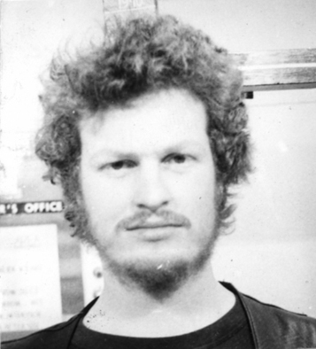 anthonyveal's profile picture. Postman, Unionist, father of six, and motorcyclist.