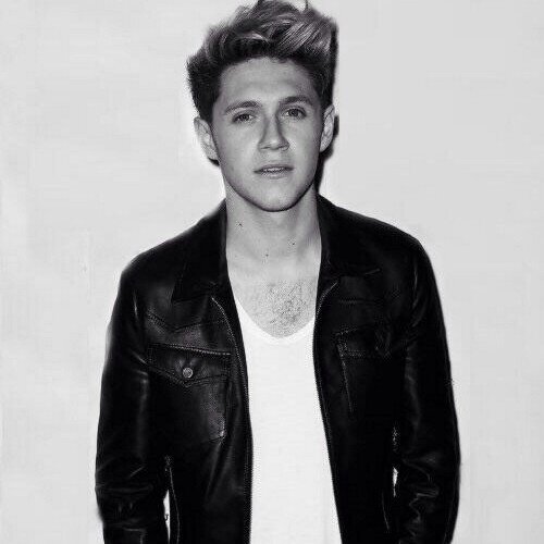 sorry for giving you false hopes there, He will follow you someday babe don't give up ♥ don't follow me follow @sugarspice1D and @1DLMAOBITCH