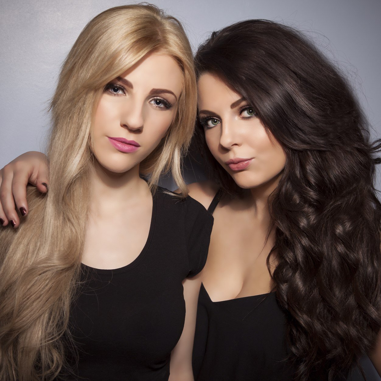 RUSSAINHAIR's profile picture. An experienced hairdresser who now specialises In fitting many types of hair extensions most technique's! all inquires welcome 07955719772