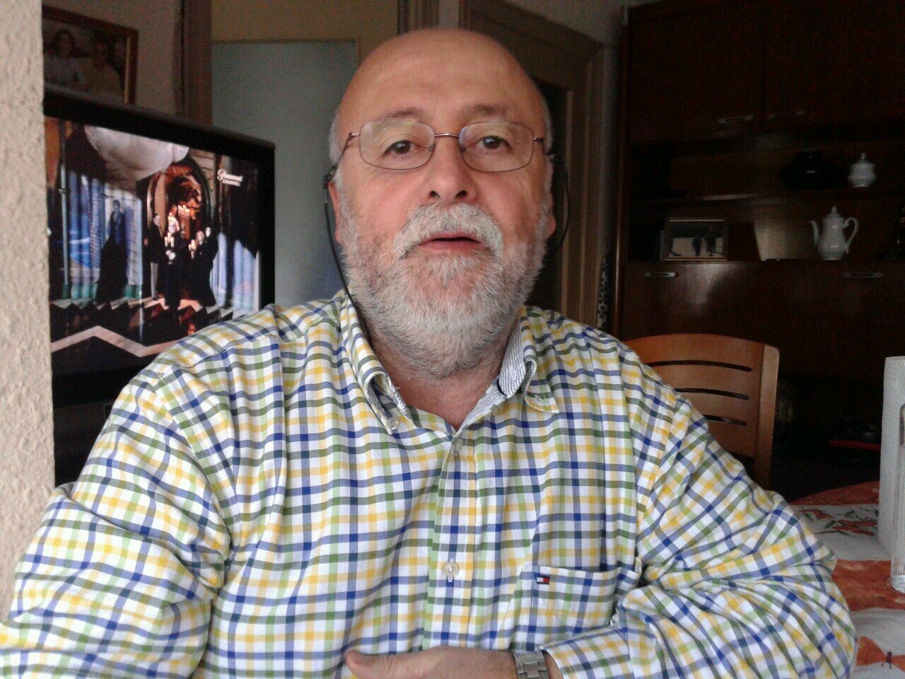 Exjugador del Sabadell y socio. Colaborador del CES. O rey das empanadas.