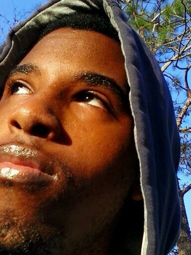 Its ya boi Lance aka LiL L!!! hmu! dis my new twitter page ! Ima RnB Singer who trynna get started in the music bizz. Hit me up!