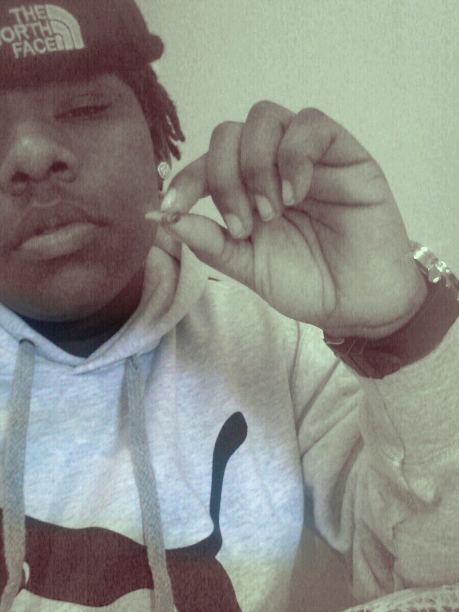 kp_keepnit100's profile picture. 