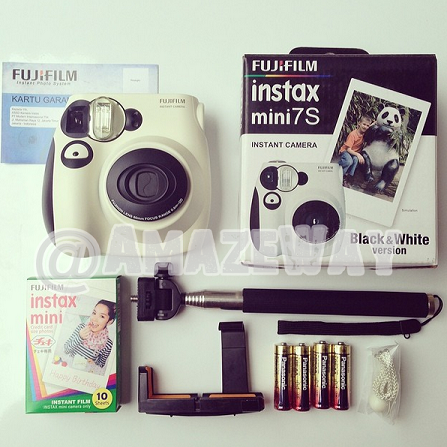 minat Polaroid dengan harga murah? check our fav! pin: 76BEA9CF line:yirenesim // Happy Shopping