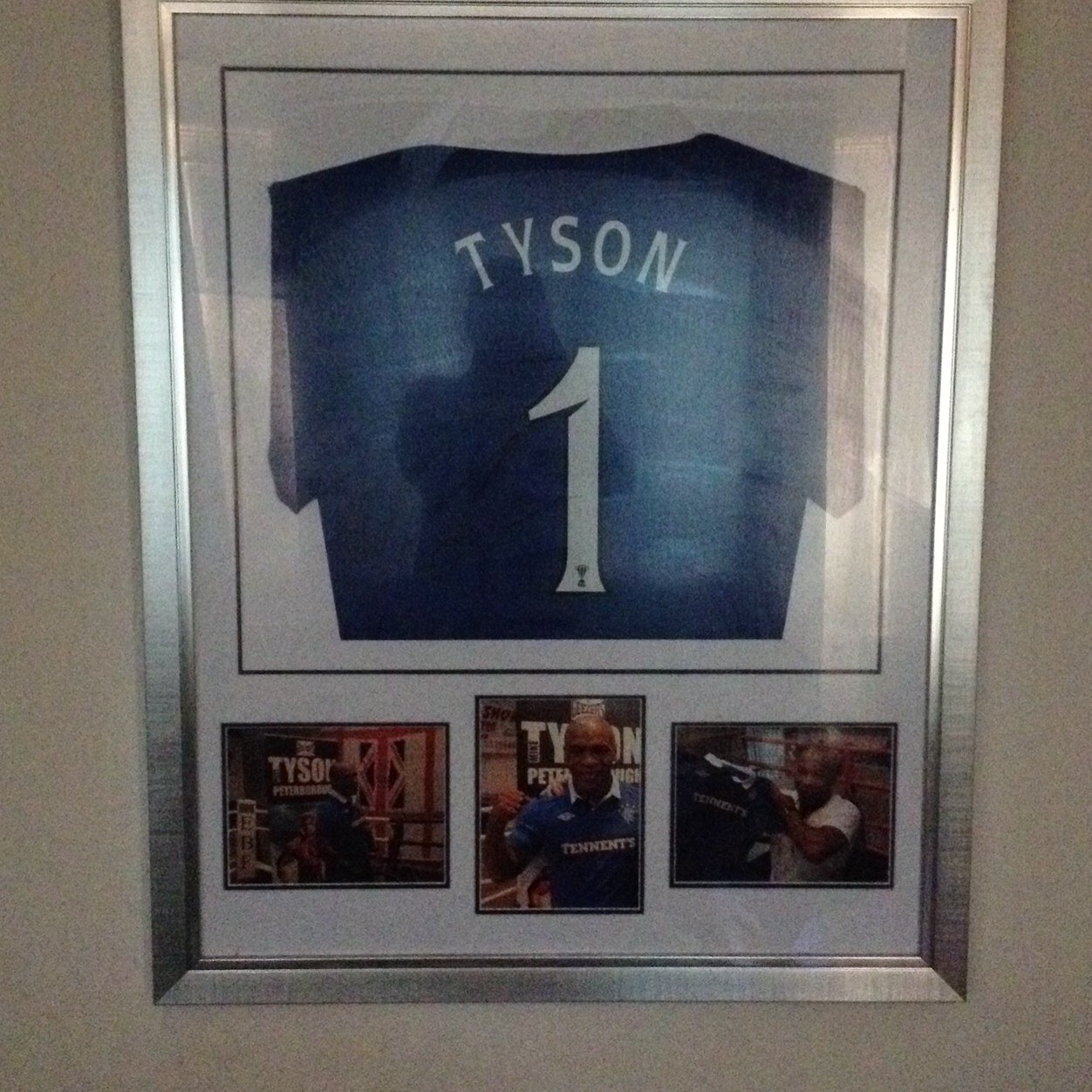 adens100's profile picture. 