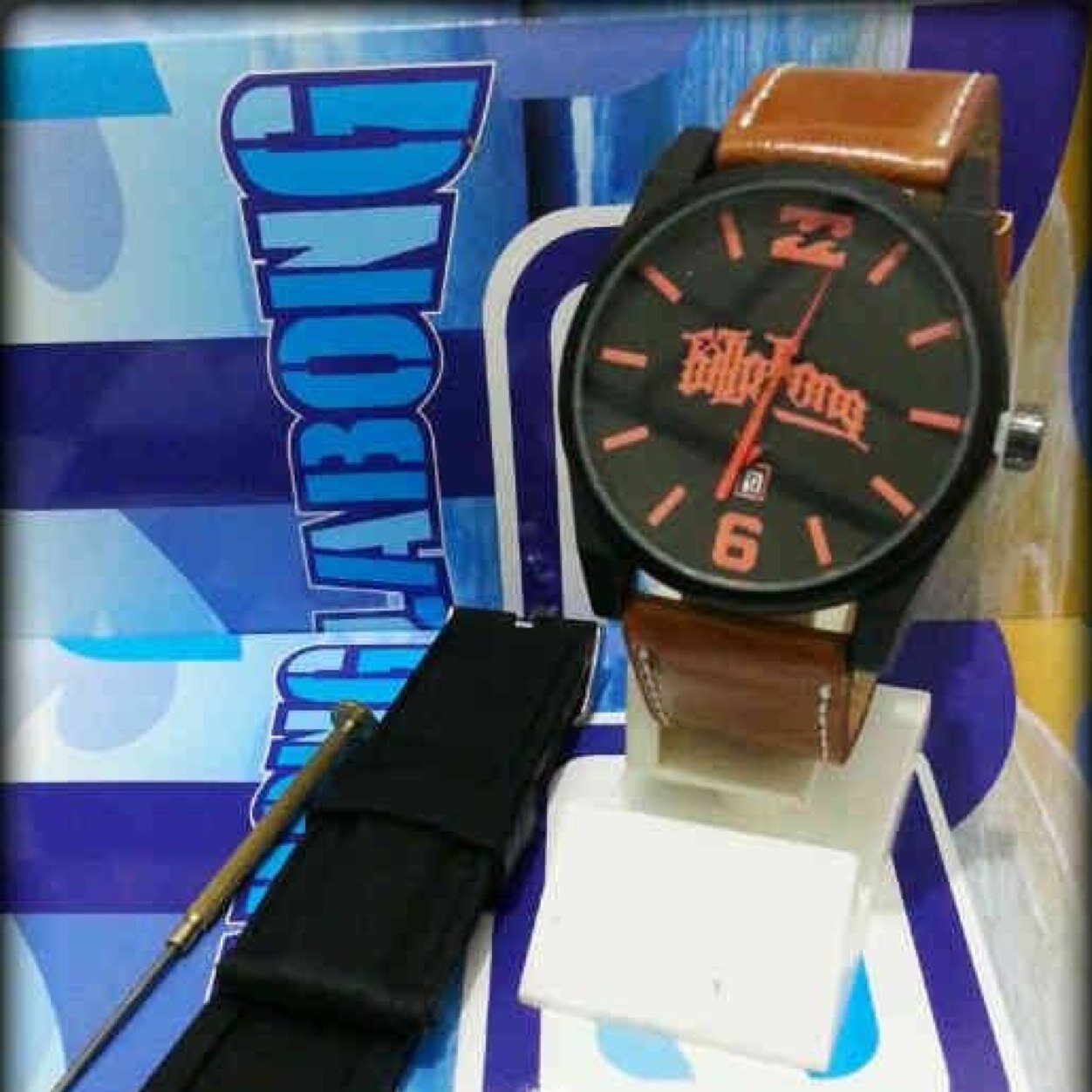 Menjual berbagai macam produk yang bakalan bikin kamu kece! | Harga Kaki 5, Kualitas Bintang 5 | ORDER : SMS/WA : 085773584705 | PIN BBM : 7411902D