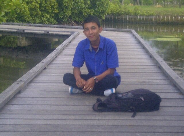 Lebih baik diam dari pada bicara tampa tujuan, sahabat dan teman merupakan segalanya.