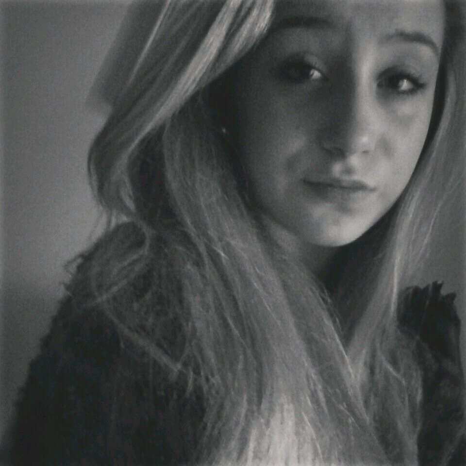 Eva_buisson's profile picture. 