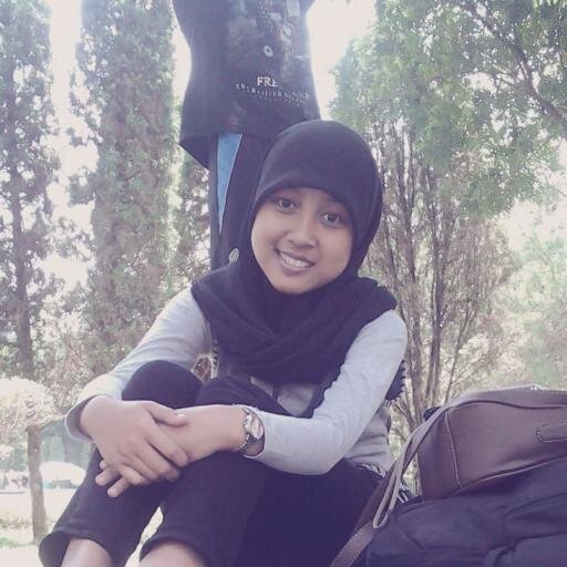 Kamu dan aku berbeda