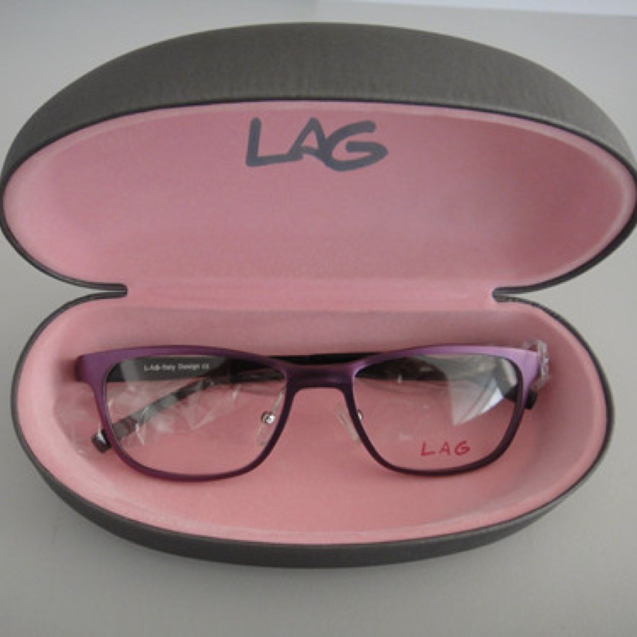LAG Frames Aluminum and Titanium. Wholesales. Manufacture of frames with your brand. Technology for Vision of The Future!
