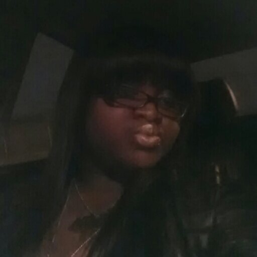 I'm known to b a lil arrognant,fuck it who cares it's me,don't really fuck wit bitchez dey 2 petty.I stay in my lane,and only roll wit bitchez of my status.....