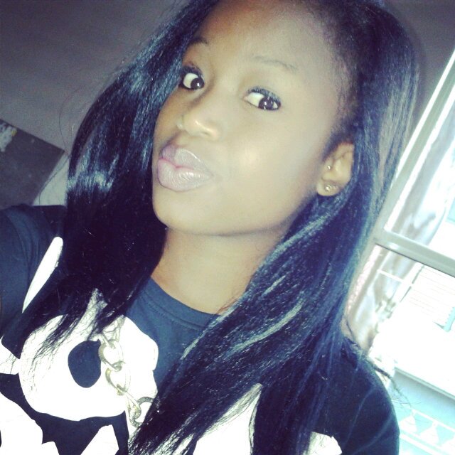 Just an ordinary girl,designed 4 greatness ,loving and caring with a friendly but rude face!!