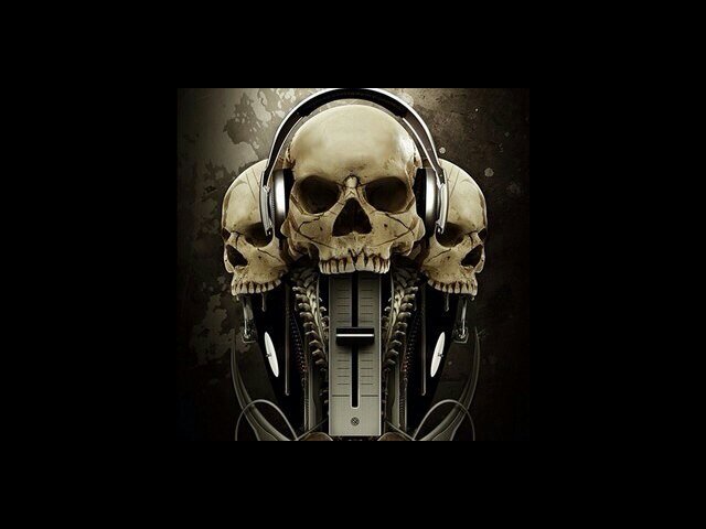 I'm a Dj from Bristol Uk, love 90's R&B, Reggae, Hiphop also Drum&Bass 💯