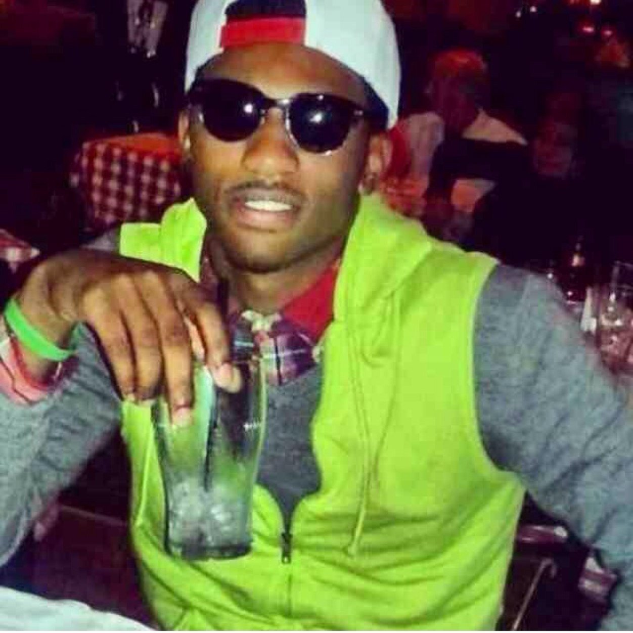 Youth Pastor......Singer......Musician.....#GodFirst.....#Focus-stay focused on God and you can do the impossible