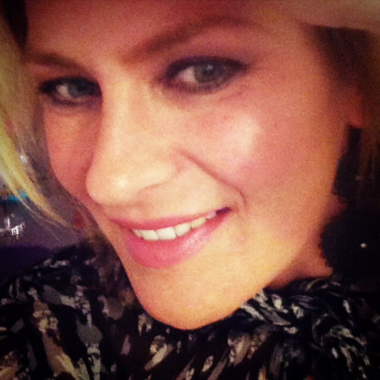 MissRianne1's profile picture. 