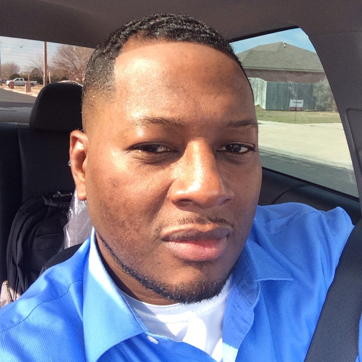 TheRonGrace's profile picture. Dedicated to changing my community for the better one blessing at a time. Thank you Lord.