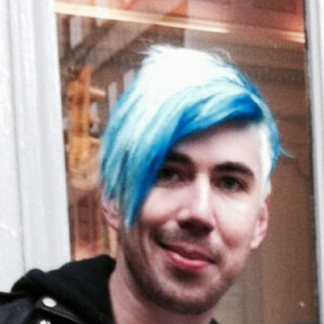 mtrenchxforever's profile picture. My life revolves around a band called Marianas Trench! These guys are the reason why I smile everyday and why I am not giving up on my own life! #teambacon