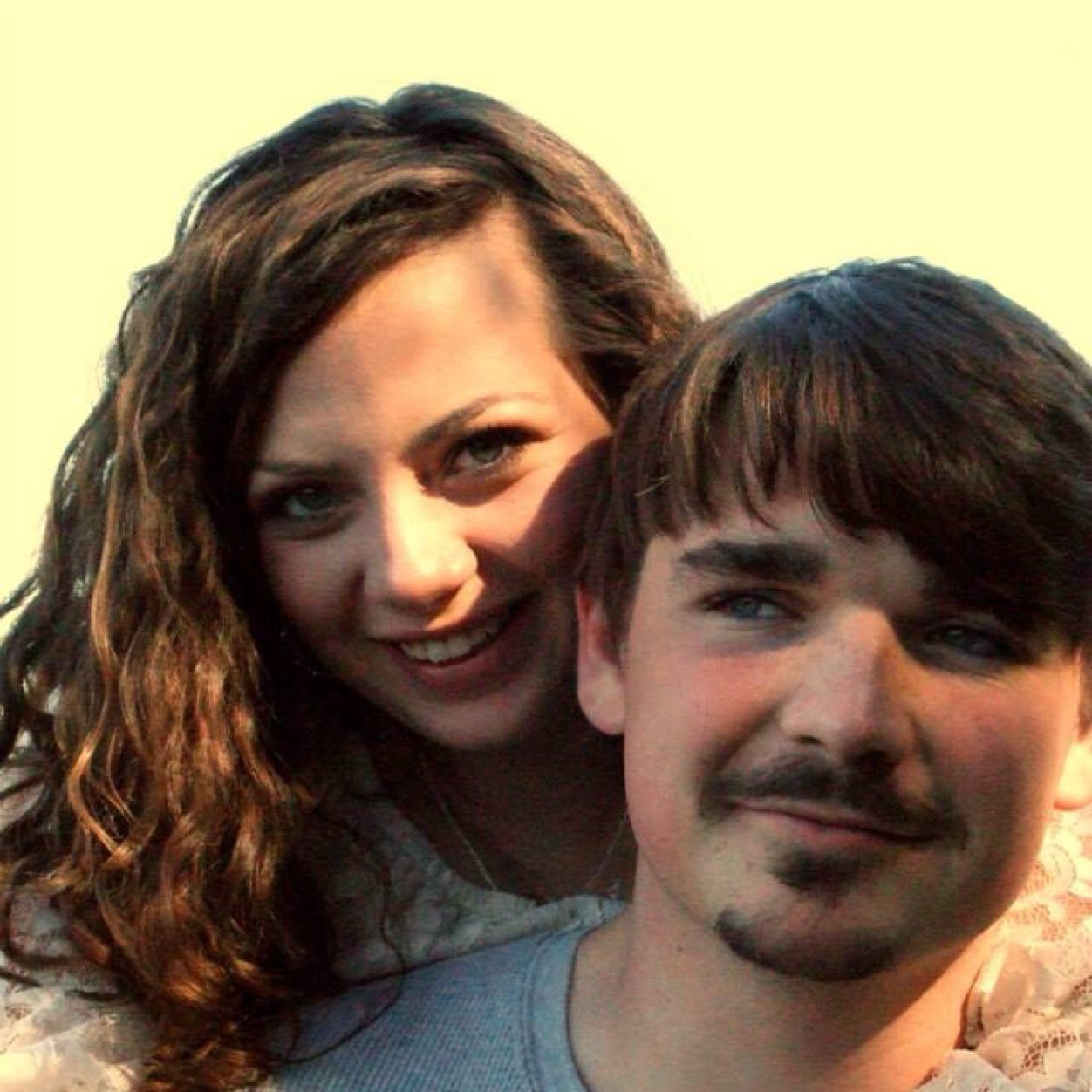 Danielle9909's profile picture. Spirit lead me where your trust is without borders!