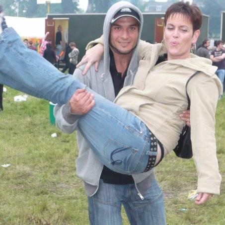 mad_mel77's profile picture. 