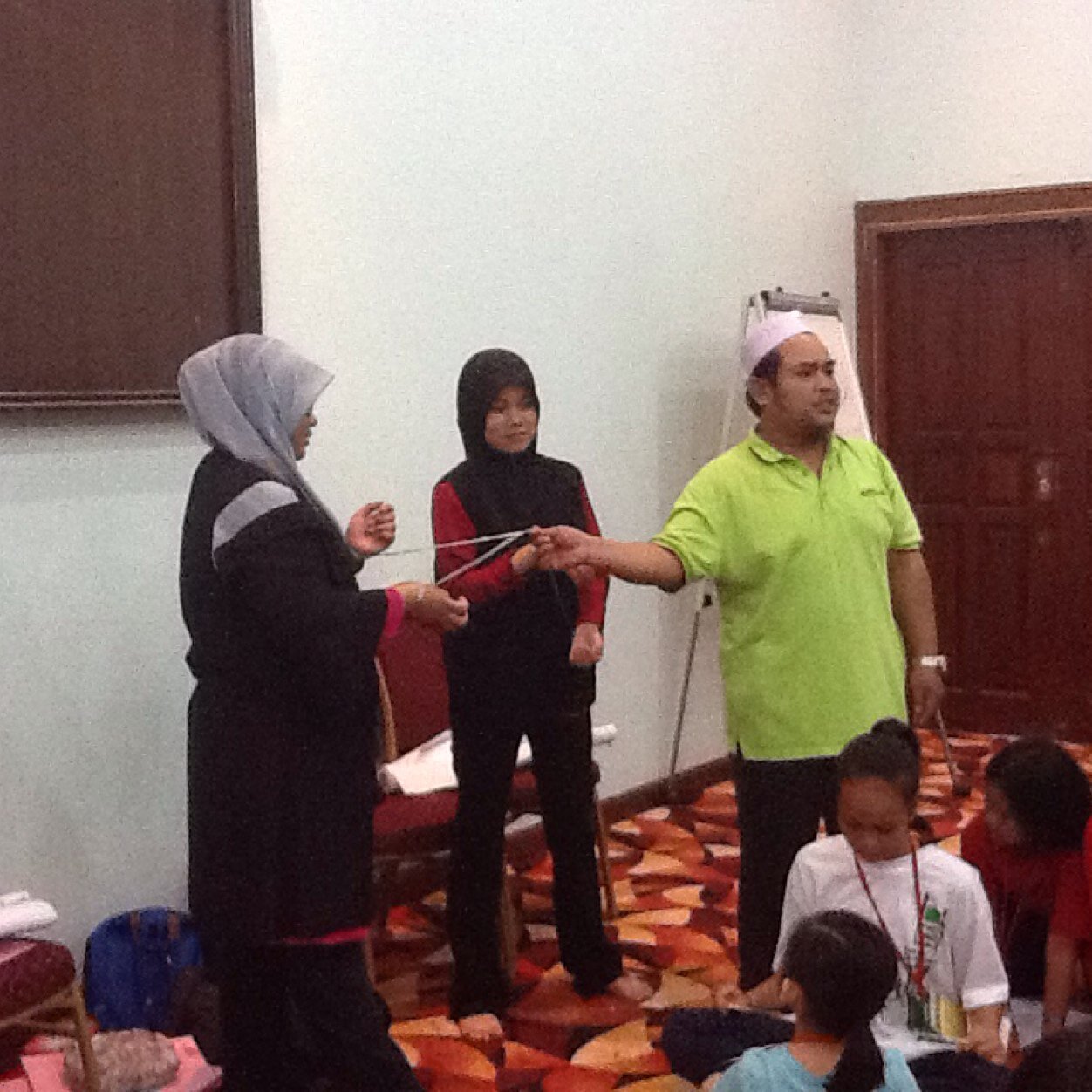PERKHIDMATAN BEKAM DAN TERAPI AL-QURAN ( RUQYAH SYARIYYAH ) HUBUNGI USTAZAH AISHAH 0164456014