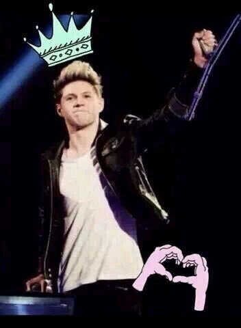 sportychick295's profile picture. *Larry*5sos*ed Sheeran*one direction*  None of the boys will follow :(