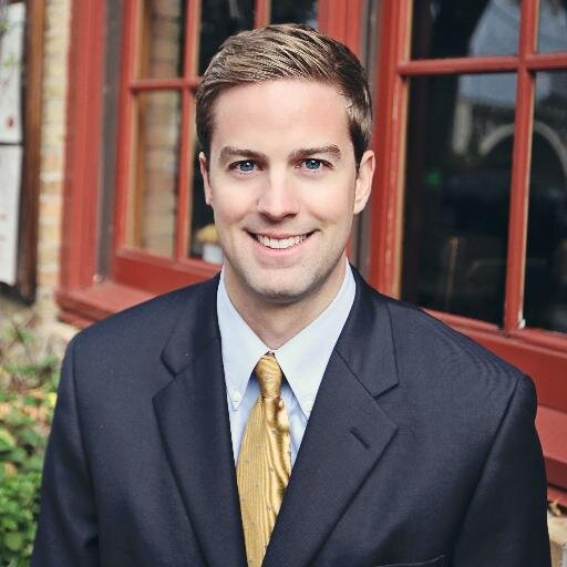 Commercial litigator and securities attorney at Santi Cerny, PLLC.