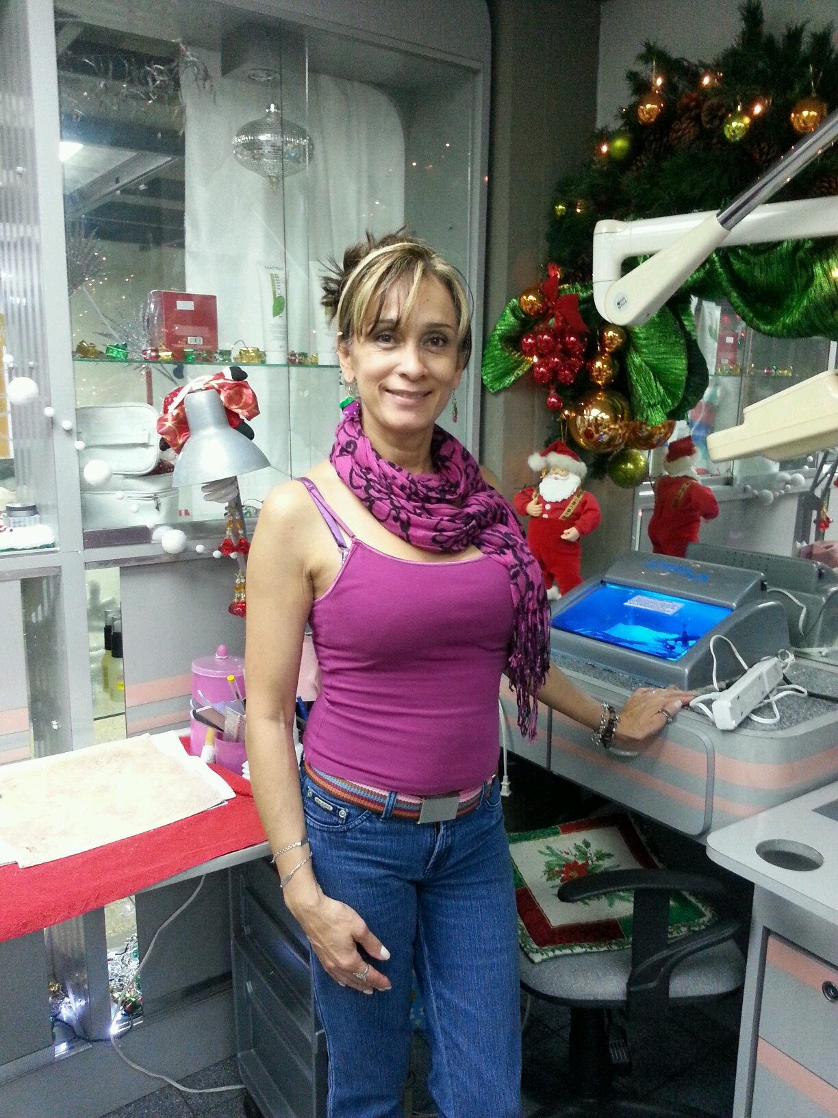 aglearcila's profile picture. 