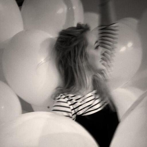 elise_henderson's profile picture. chicken and hyperbole