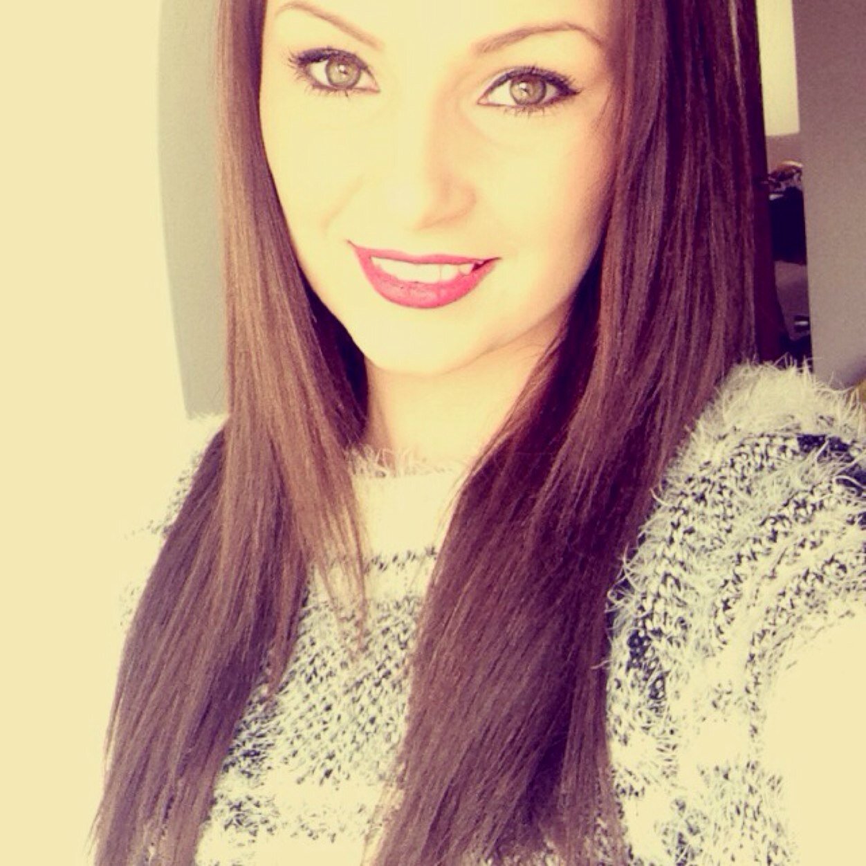 Qualified level 3 hairdresser
 and a dental nurseee