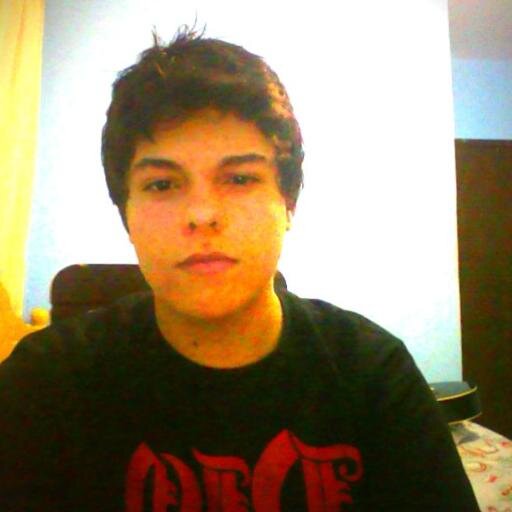 Gordo e baixista.Já viu que eu sou fodido né?