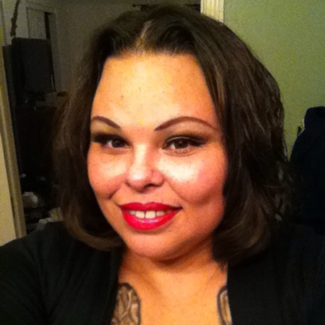 Savysavage138's profile picture. Im a wife, mother, sister, daughter, hustler and cancer survivor. When you've been thru what I've been thru in life, beauty is more apperant as is ugliness.