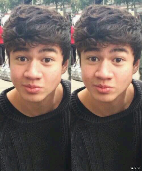 ZiamStandUp's profile picture. liam goddamn payne                                            @AlexandSierra followed 11/14/13