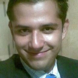 Empresario. Estudiante. Papá. Esposo . Soñador. Visionario