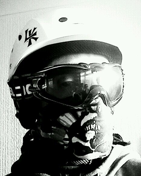 flylite56's profile picture. does not suffer fools into  ,snowboarding,and people that make me smile