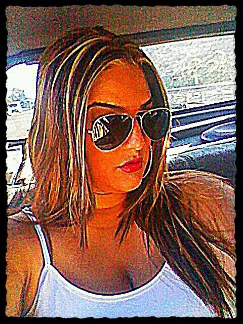 Isacorteheredia's profile picture. 