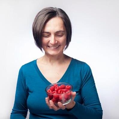 As a Holistic Nutritionist, I believe the way to conquer disease is the healing magic of wholesome foods. I have a special interest in auto-immune disorders.