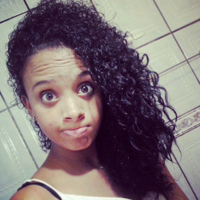 jennyjovem's profile picture. Minha  meta aqui é ser FELIZ e não PERFEITA