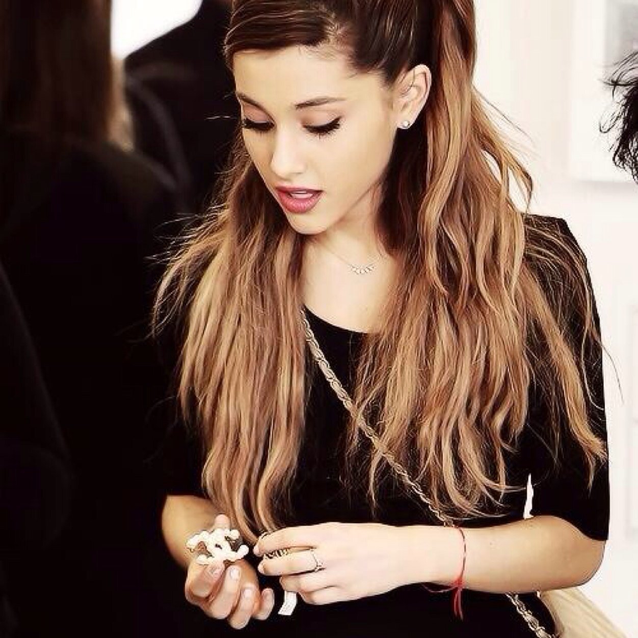 ArianaScented's profile picture. beth and ariana are my life mmkay bye