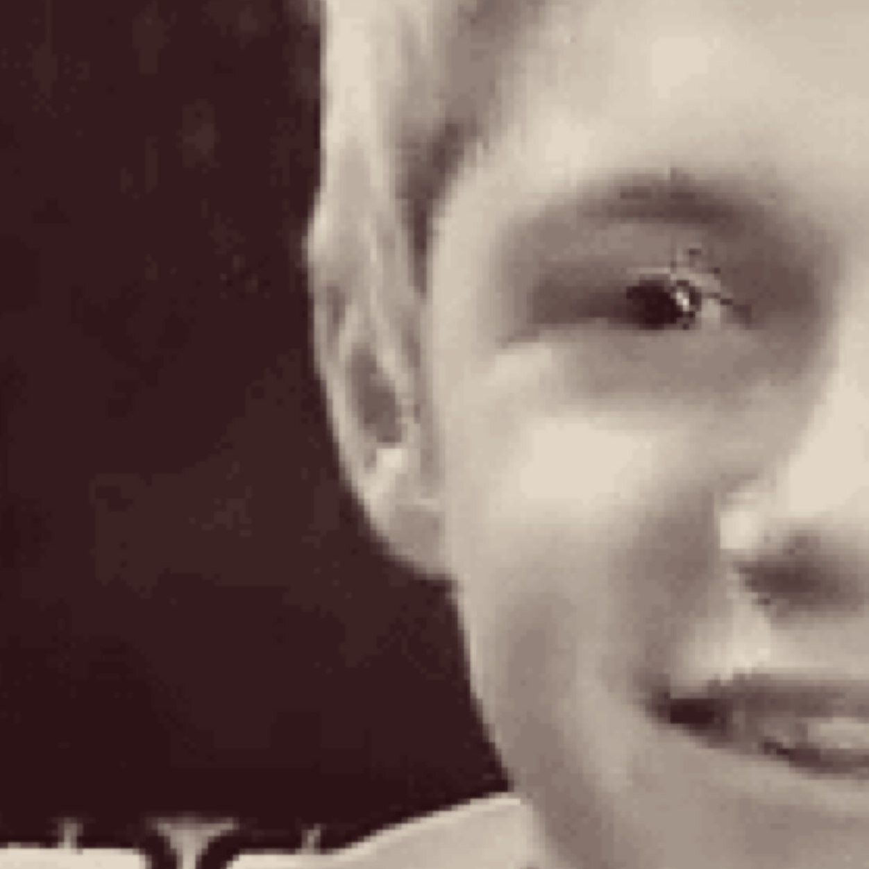 mrhcran's profile picture. Go  away