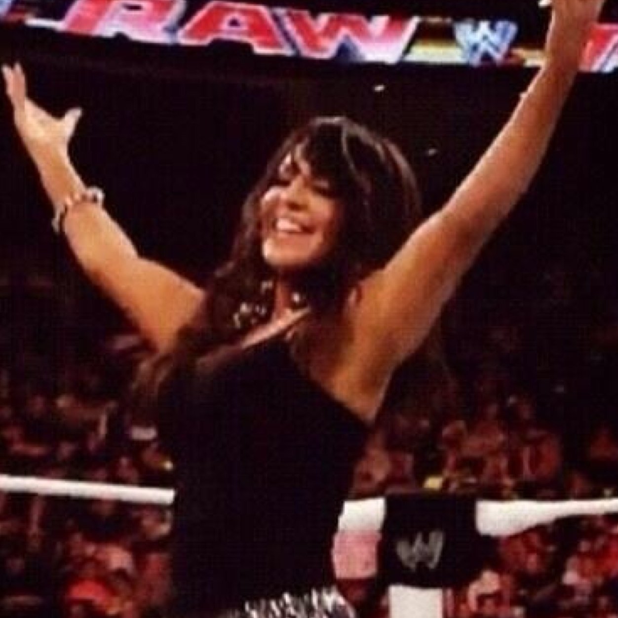 LaylaFied's profile picture. You tell me they said you only fall in love once, but everybody falls in love with this lady bug twice.