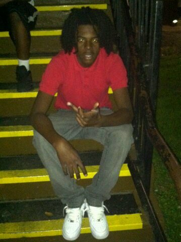 Just a young nigga tryna make it. Gotta big dream ahead of me! #R.i.p Quon #R.i.p Dre #R.i.p Jermaine #R.i.p Grandma.