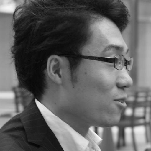 30歳、男、A型。理工学部出身。変わってると言われたいけど、変人とは思われたくない。GoogleとかAppleとかガジェットとかが大好き。海外旅行も好き。刑事コロンボとX-fileが大好き。