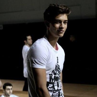 trubka911's profile picture. #Заработок в интернете, не выходя из дома, без вложений! #Сайт - http://t.co/a8Y5G74ysI